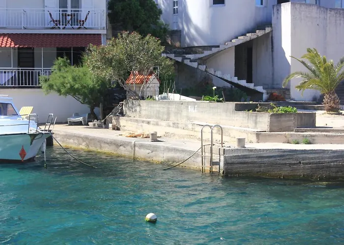 Appartamento With Parking Space Racisce, Korcula - 20001 *